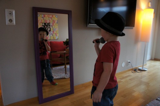 The man in the mirror heter inte Linus